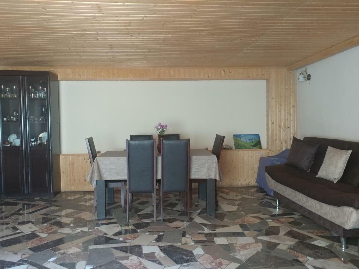 Lali'S Guest House In Juta Buitenkant foto